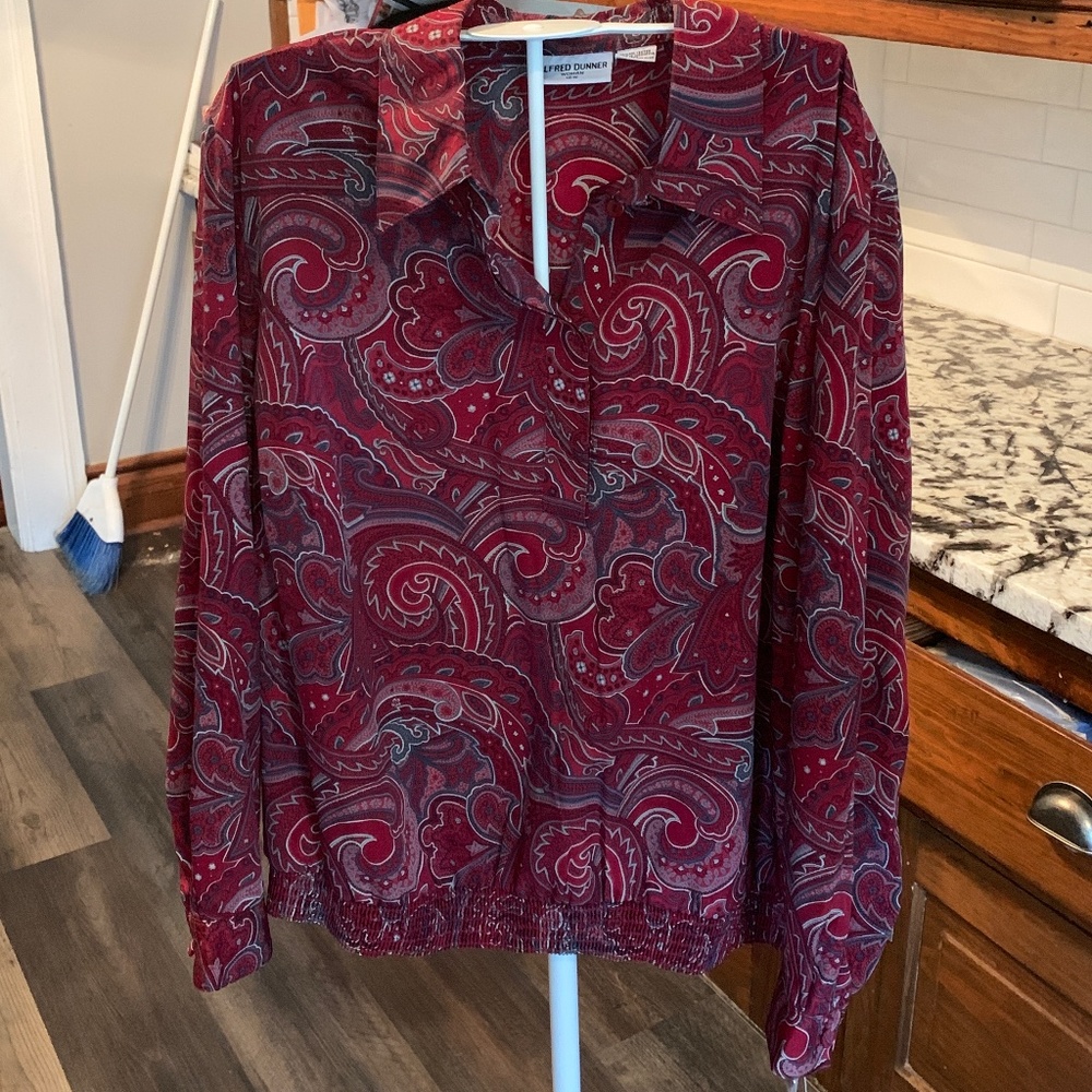 Alfred Dunmer ‎ woman vintage blouse. NWT. Retail 50